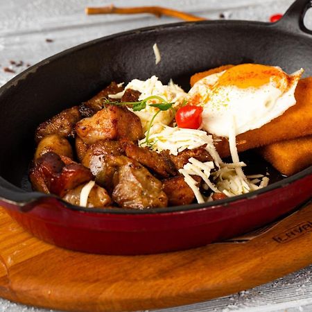 Pensiune Restaurant Lyra Corunca Dış mekan fotoğraf